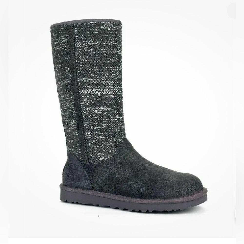 Ugg Camaya Boot In Charcoal, Size 9 - image 1